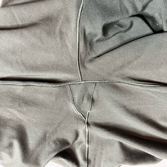 Aerie Offline Women's Size Large Legging High Waisted Olive Green 24” Inseam - Picture 7 of 8